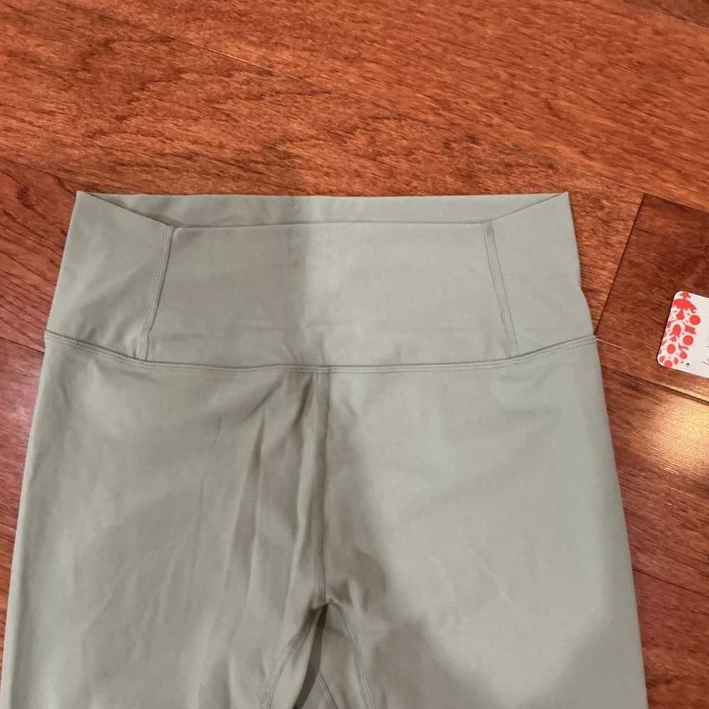 NWT Free People Movement Never Better 7/8 Length Leggings XL - Picture 4 of 6